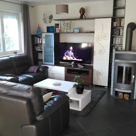 La Maison Bleue Alojamento de Acomodação e Pequeno-almoço Sundhoffen